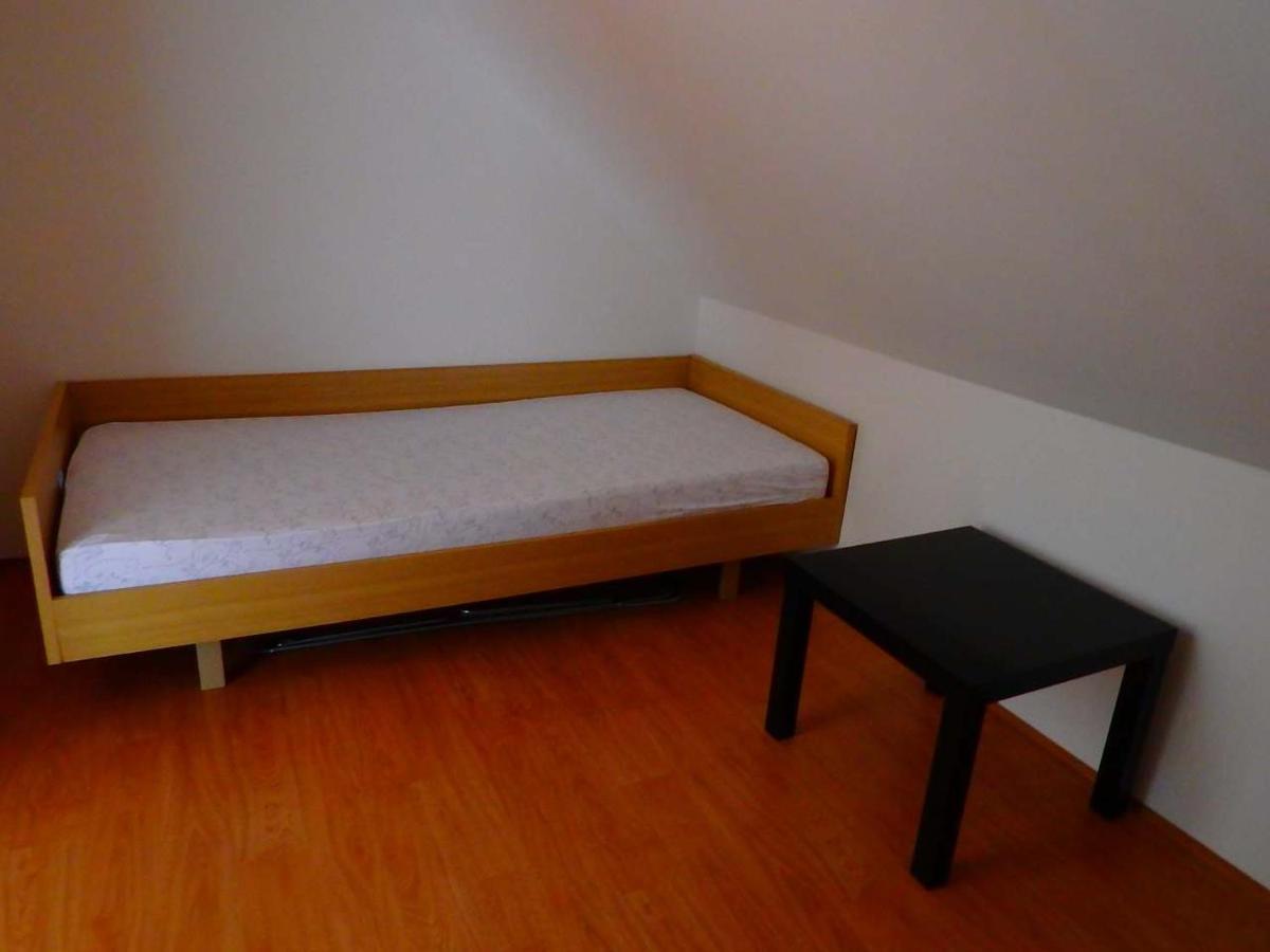 Apartman Strazny Luaran gambar